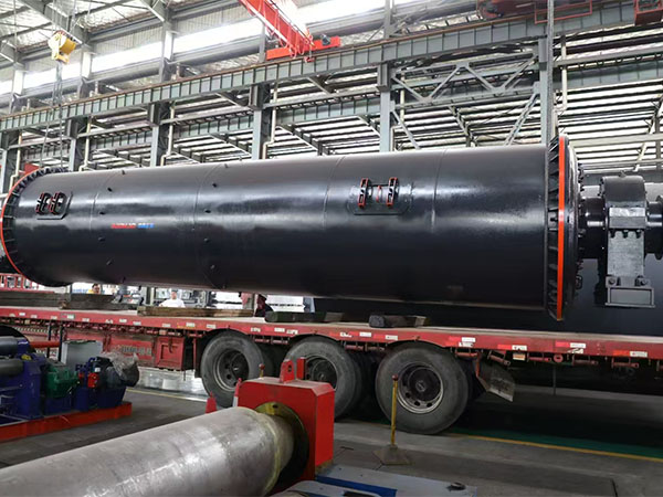 江西上繞黑滑石磨粉生產(chǎn)線設(shè)備發(fā)貨